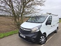Used Vauxhall Vivaro 95 HP (69 kW) 2018 White MPV