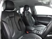 Begagnad Audi A3 Sport 150 HK (110 kW) 2019 Svart Sedan