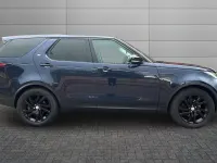 Used Land Rover Discovery HSE 240 HP (176 kW) 2018 Loire blue SUV