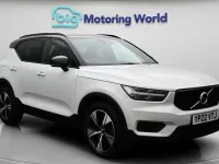 Used Volvo XC40 R-Design 262 HP (192 kW) 2021 White SUV