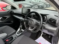 Used Toyota Yaris Design 116 HP (85 kW) 2020 Silver Hatchback