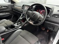 Used Renault Koleos Iconic 175 HP (128 kW) 2018 White SUV