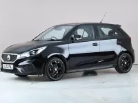 Käytetty MG MG3 Excite 106 HP (77 kW) 2023 Musta Viistoperä