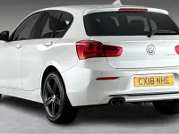 Used BMW 120 Sport Line 190 HP (139 kW) 2018 White Hatchback