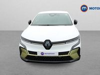 Used Renault Megane E-Tech Iconic 160 kW (218 HP) 2023 White Hatchback