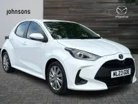 Used Toyota Yaris 113 HP (83 kW) 2023 White Hatchback