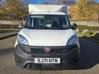 Begagnad Fiat Doblò S 2021 Vit Minibuss