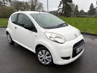 Used Citroën C1 68 HP (50 kW) 2009 White Hatchback