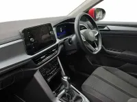 Used VW T-Roc Life 150 HP (110 kW) 2023 Red SUV