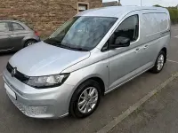 Usado VW Caddy Pro 102 HP (75 kW) 2023 Prateado Monovolume