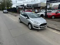 Used Ford Fiesta Zetec 82 HP (60 kW) 2015 Silver Hatchback