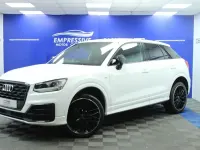 Begagnad Audi Q2 Black Edition 116 HK (85 kW) 2020 Vit SUV