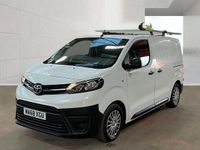 Used Toyota Proace 95 HP (69 kW) 2019 White MPV