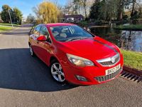 Begagnad Vauxhall Astra SRi 2012 Röd Halvkombi