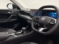 New MG HS SE 224 HP (164 kW) 2025 Metallic  black pearl SUV