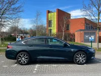 Used Vauxhall Insignia SRi 170 HP (125 kW) 2018 Green Hatchback