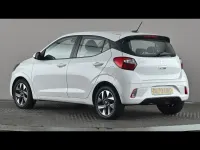 Used Hyundai i10 Advanced 2023 White Hatchback