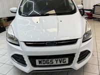 Used Ford Kuga Titanium 150 HP (110 kW) 2015 White SUV