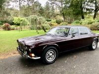 Used Daimler Double Six Serie 1 1973 Red Sedan