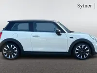 Used Mini Cooper Exclusive 136 HP (100 kW) 2019 White Hatchback