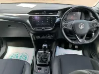 Używany Vauxhall Corsa Edition 101 KM (74 kW) 2022 Niebieski Hatchback