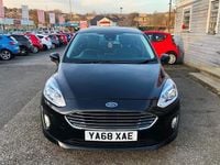 Used Ford Fiesta Zetec 101 HP (74 kW) 2019 Black Hatchback