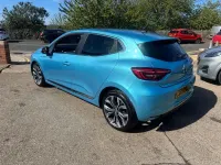 Used Renault Clio Version S 100 HP (73 kW) 2019 Blue Hatchback