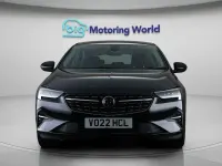Begagnad Vauxhall Insignia Edition 122 HK (89 kW) 2021 Svart Halvkombi