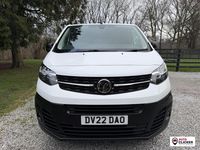 Used Vauxhall Vivaro S 100 HP (73 kW) 2022 White MPV