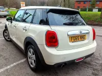 Used Mini ONE Hatch 102 HP (75 kW) 2015 White Hatchback