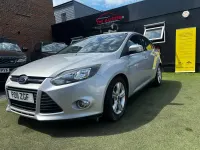 Used Ford Focus Zetec 115 HP (84 kW) 2011 Silver Hatchback