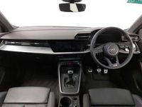 Usado Audi A3 S-Line 110 HP (80 kW) 2024 Cinzento Citadino