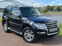 Used Mitsubishi Shogun Warrior 197 HP (144 kW) 2015 Black SUV