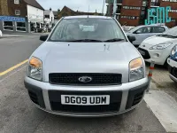 Used Ford Fusion Style 79 HP (58 kW) 2009 Silver Hatchback