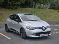 Used Renault Clio Dynamique 75 HP (55 kW) 2014 Silver Hatchback