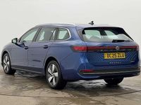 Used VW Passat Life 204 HP (150 kW) 2025 Blue Estate