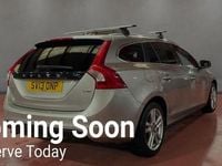 Usado Volvo V60 SE Lux 115 CV (84 kW) 2013 Dorado Familiar