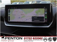 Begagnad Peugeot 2008 Allure 130 HK (95 kW) 2024 Blå SUV