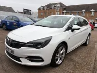 Used Vauxhall Astra SRi 145 HP (106 kW) 2020 White Estate