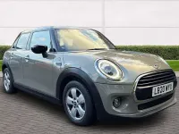 Usado Mini Cooper Classic 136 CV (100 kW) 2020 Gris Utilitario