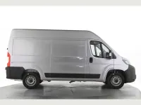 Nouă Peugeot Boxer 138 CP (101 kW) 2026 Gri Van