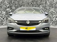 Used Vauxhall Astra SRi 150 HP (110 kW) 2017 Silver Hatchback