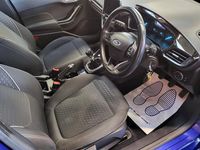 Used Ford Fiesta Zetec 100 HP (73 kW) 2017 Blue Hatchback