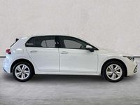 Used VW Golf VIII Life 110 HP (80 kW) 2022 White Hatchback