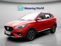Usado MG ZS Exclusive 106 HP (77 kW) 2023 Vermelho SUV