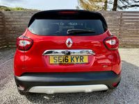 Used Renault Captur Signature 90 HP (66 kW) 2016 Red/black SUV