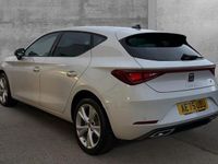 Used Seat Leon FR 204 HP (150 kW) 2025 White Hatchback