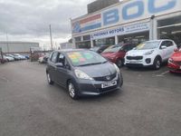Used Honda Jazz ES 99 HP (72 kW) 2012 Grey Hatchback