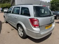 Used Vauxhall Astra Club 90 HP (66 kW) 2008 Silver Estate