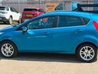 Used Ford Fiesta Zetec 100 HP (73 kW) 2015 Blue Hatchback